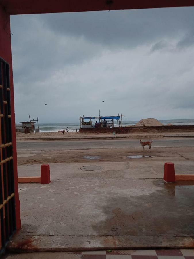 Goroomgo Laxmi Resort Puri Exterior photo